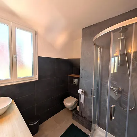 Maison 6 A 8 Personnes 