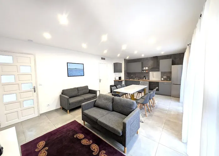 Maison 6 A 8 Personnes 